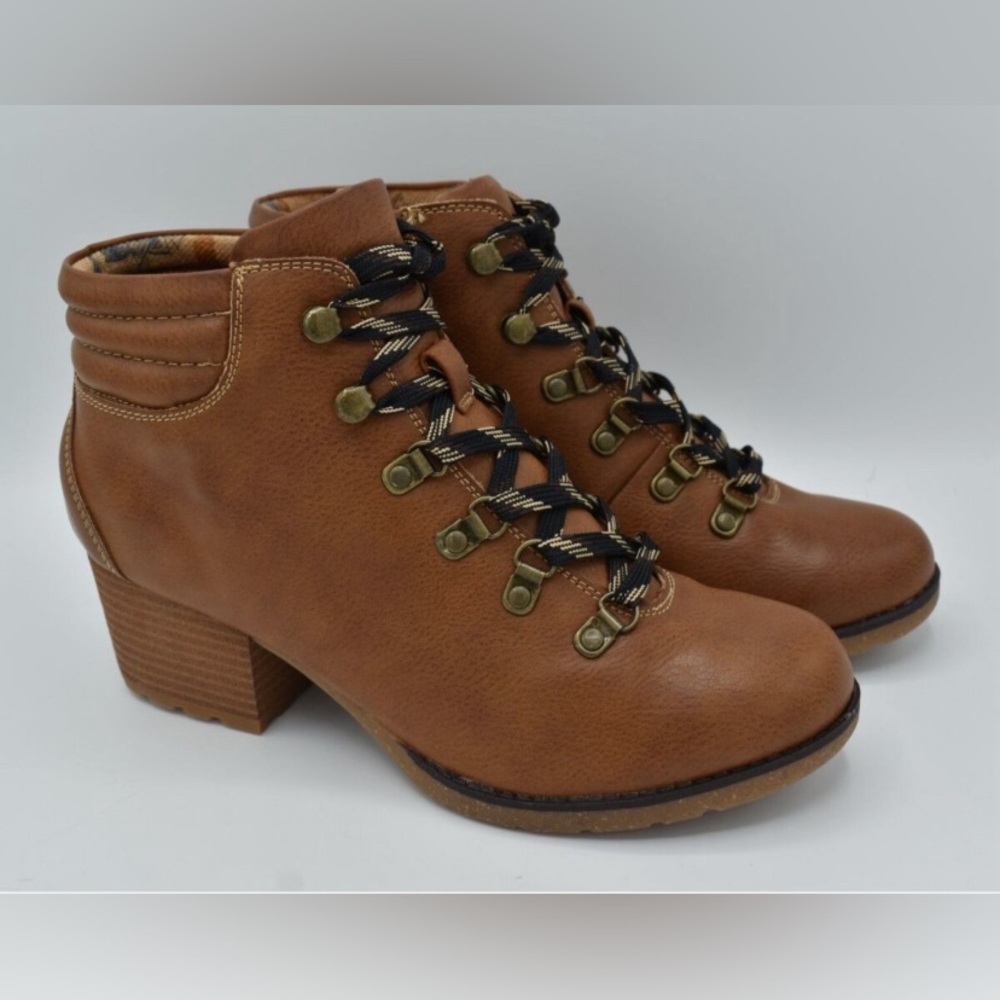 b.o.c. Born Concept Brown Alder Booties Women's 9.5 NIB